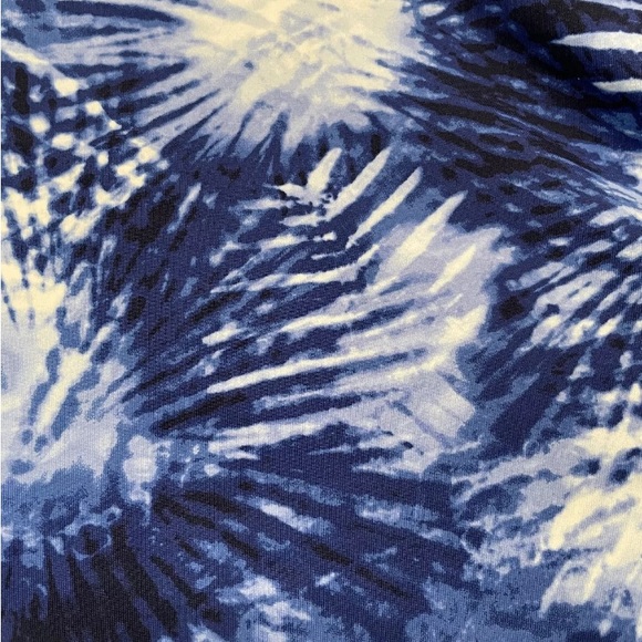 Lands' End XS & large Long Sleeve Swim Tee Rash Guard Deep Sea Navy Tie Dye nwt - Picture 11 of 12